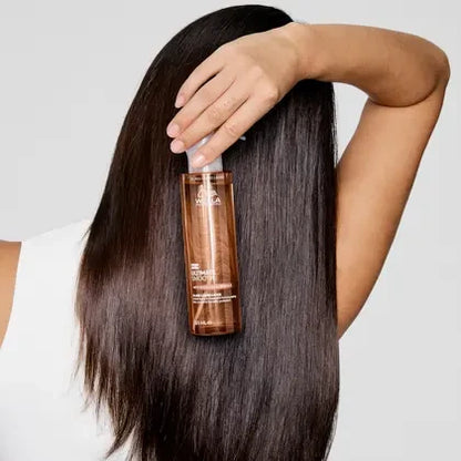 Wella Professionals Ultimate Smooth Glass Liquid Layer 185ml